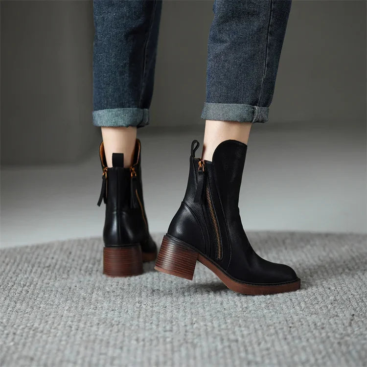 Damen Stiefeletten mit seitlichem Reißverschluss und robustem Blockabsatz - J&B - 3 - Annoboutique