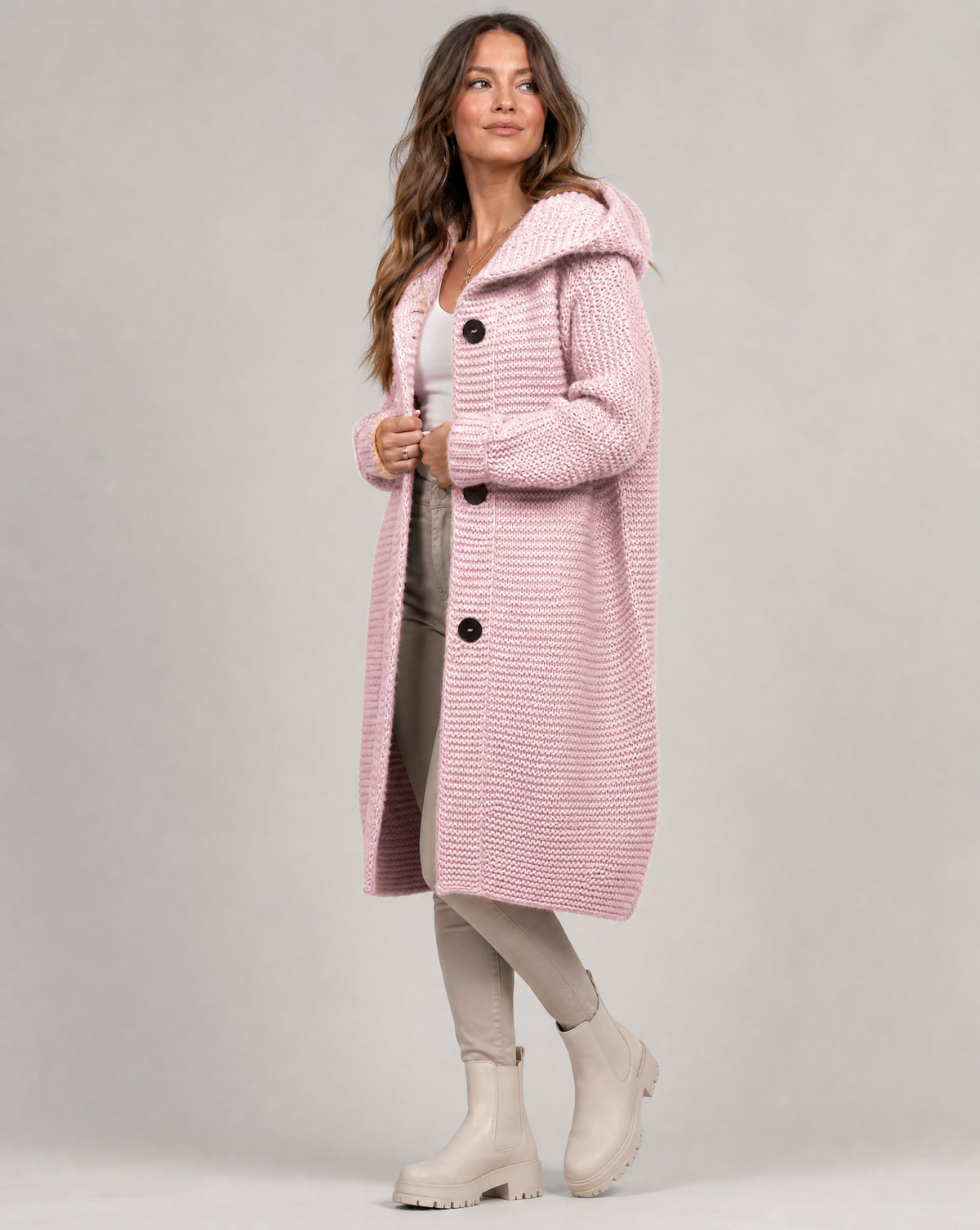Damen Oversize-Strickjacke mit Kapuze und modischen Nähten - J&B - 4 - Annoboutique