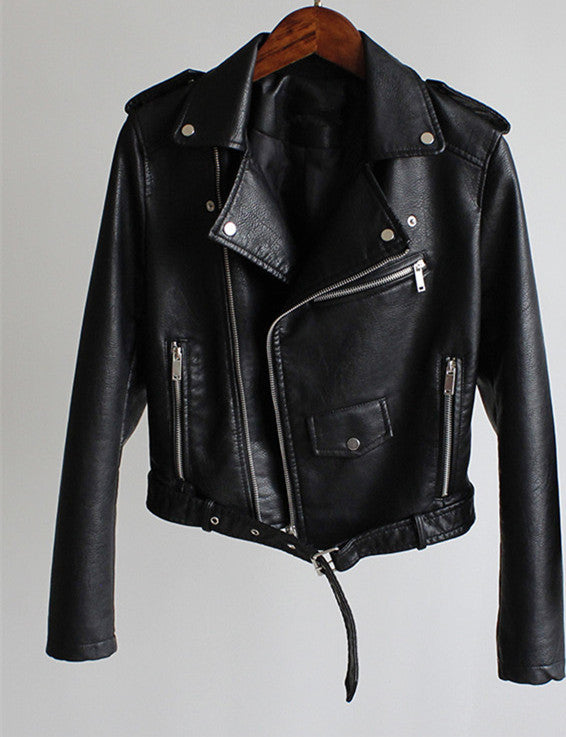 Bikerjacke Damen | Wetterfest & Figurschmeichelnd 1