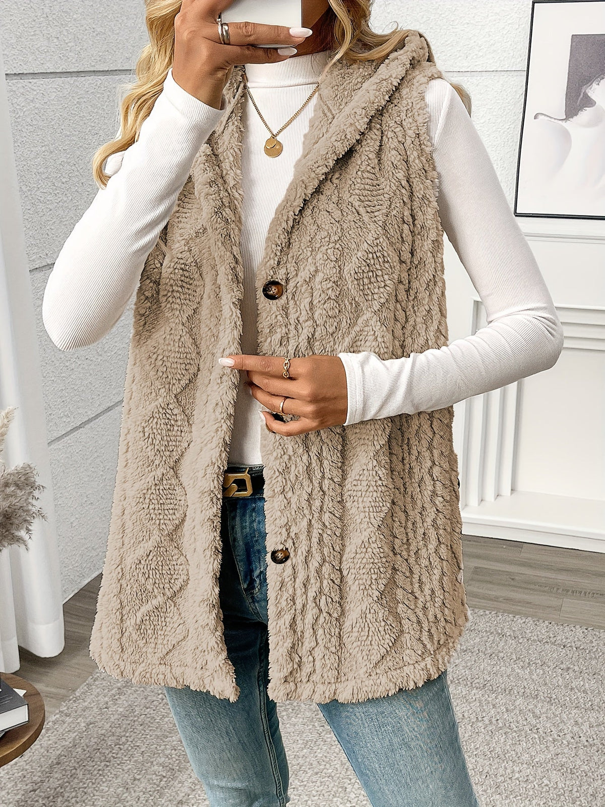 Strickweste Damen lang | Mit Kapuze & Knopfleiste 4