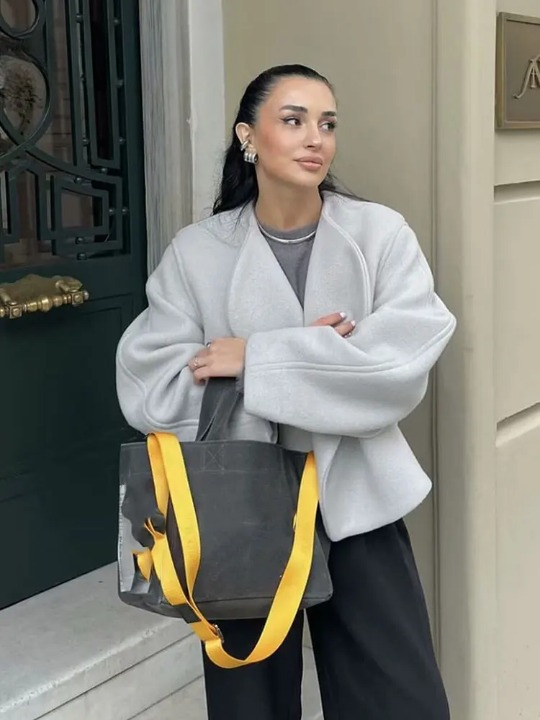 Althea - Elegante kurze Damenjacke