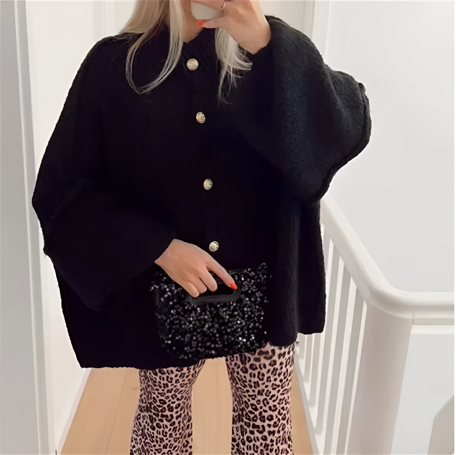 Astra - Strickjacke mit Rundhalsausschnitt