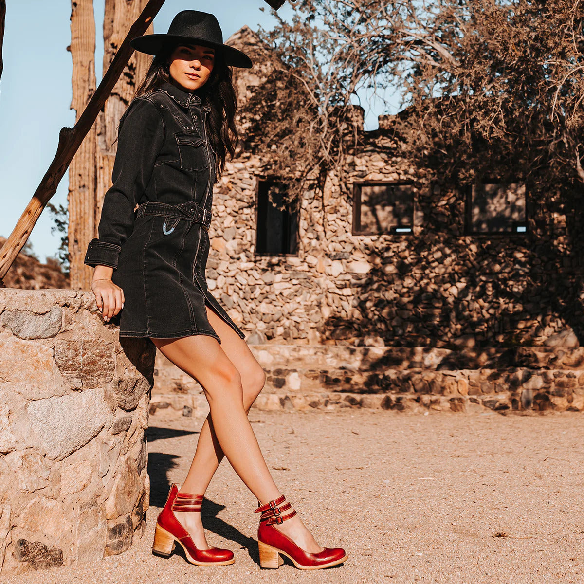 BEQUEME UND ELEGANTE STIEFELETTE