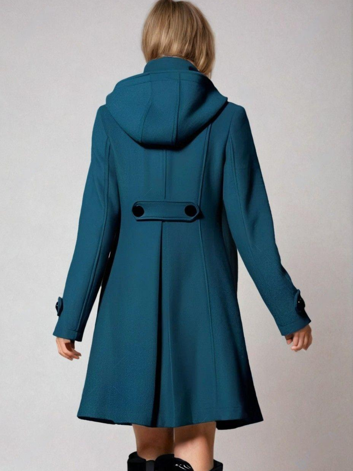 Belgravia Funnel-Neck Mantel 4