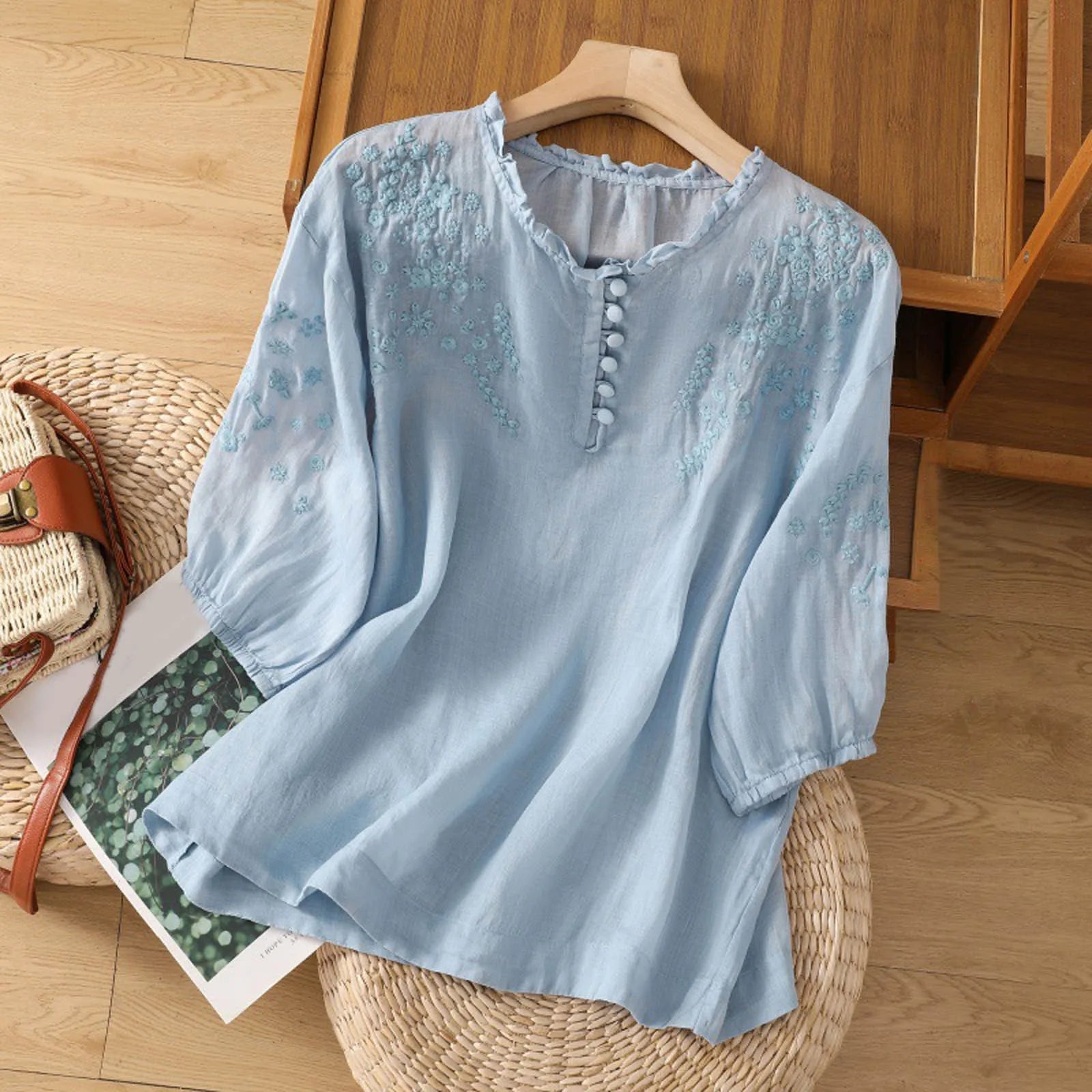 Blumenmuster Rüschenbesatz Bluse Damen | Zierknöpfe & Luftiger Wohlfühl-Sitz
