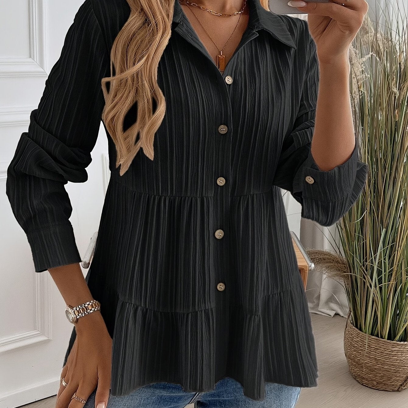 Bluse Damen | Elegant Tailliert mit Stufenrock & Knopfleiste