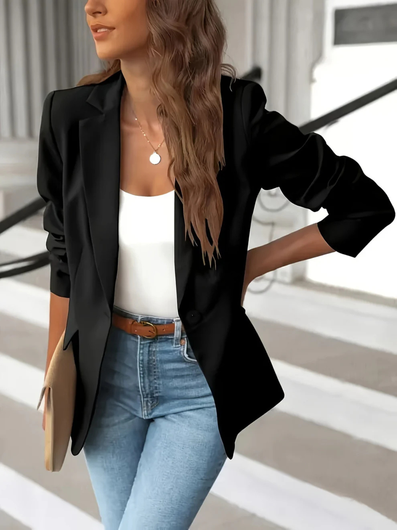 Damen Blazer mit Reverskragen und Knopfverschluss 1