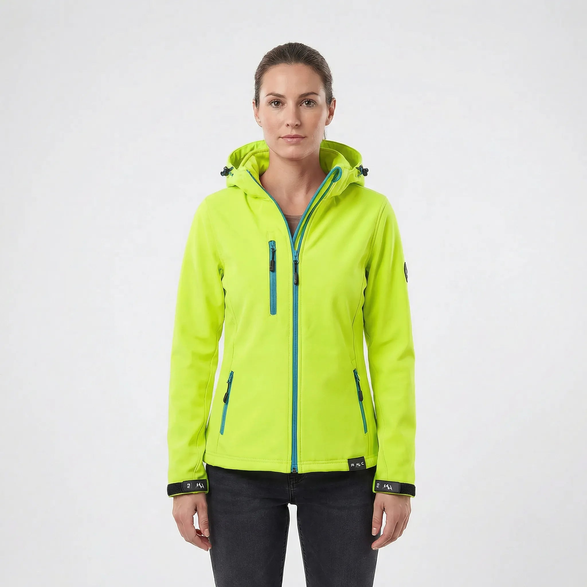 Softshell Jacke Damen | Kapuze & Windabweisender Schutz