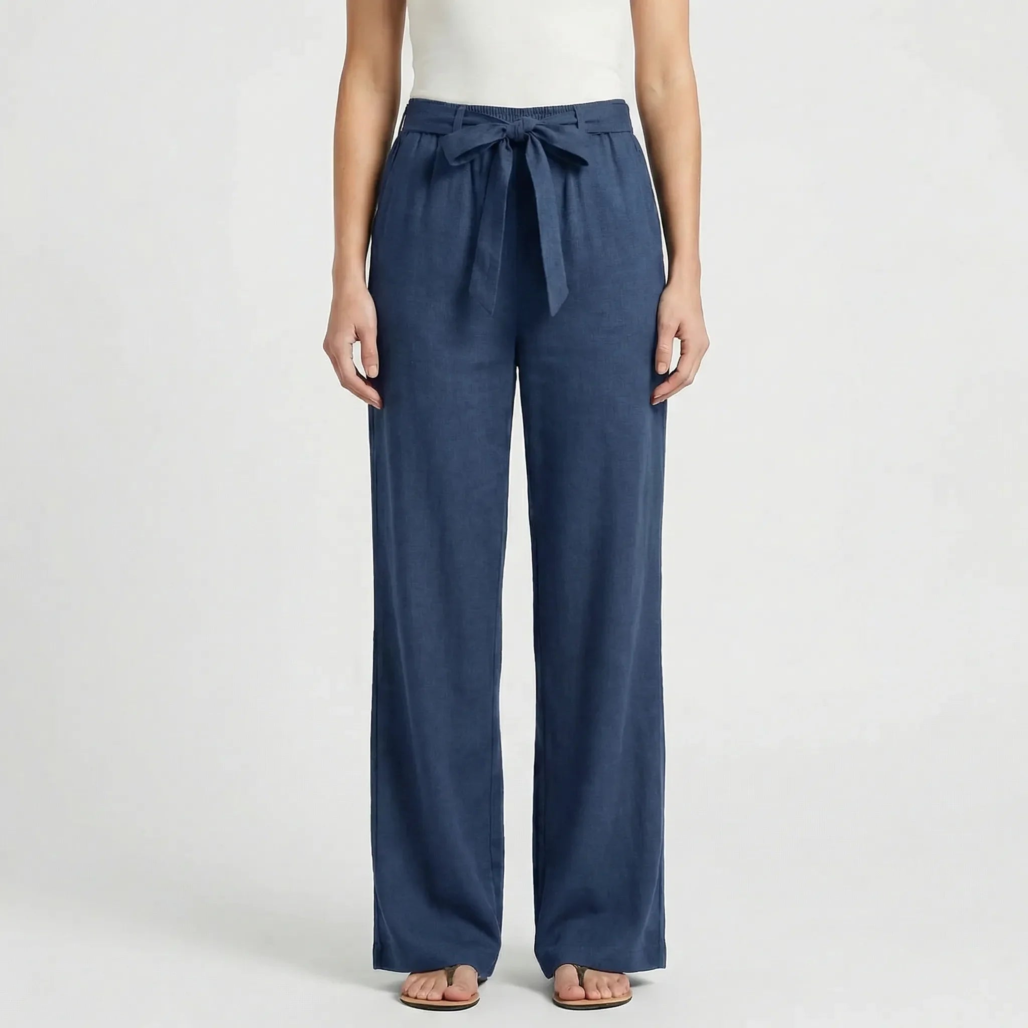 Damenhose | Weites Bein & Bindegürtel für bequemen Sitz