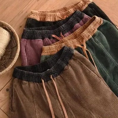 Damenmodische Cordhose