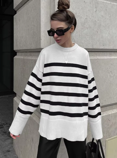 Damenstrickpullover mit langen Ärmeln