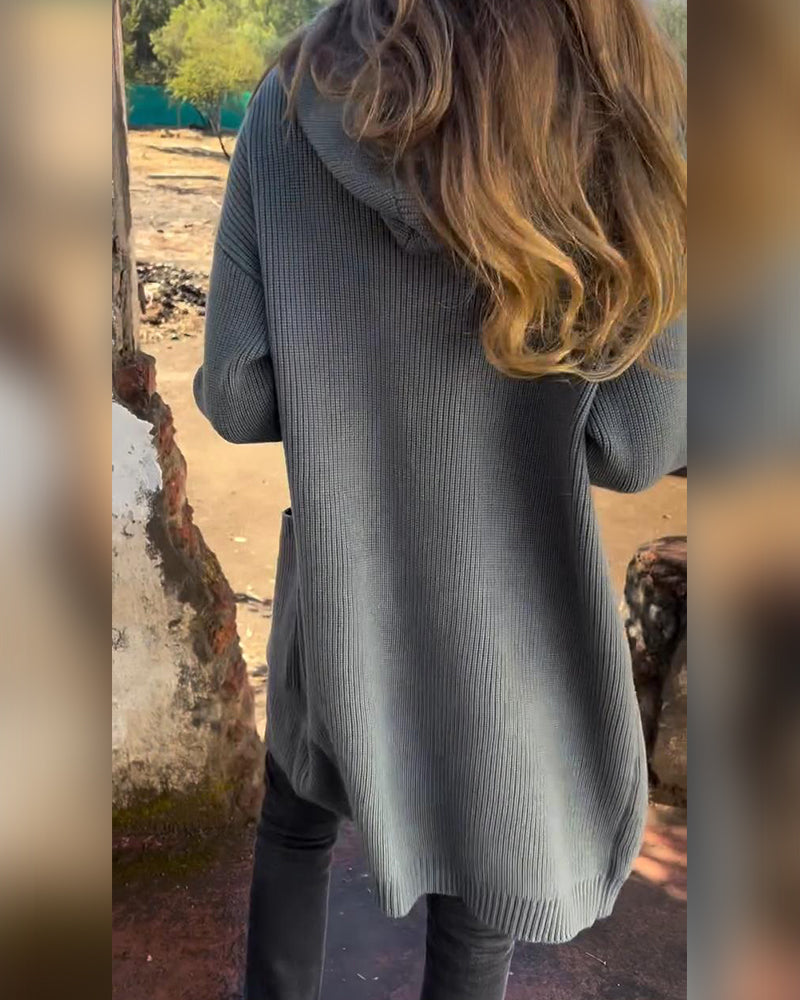 Einfarbiger Cardigan mit Kapuze und Knopftasche