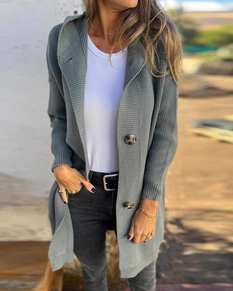 Einfarbiger Cardigan mit Kapuze und Knopftasche