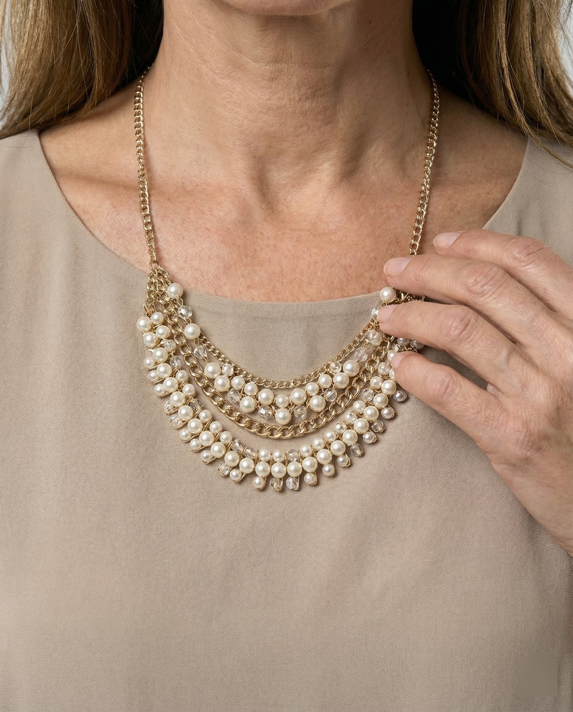 Elegantes Kleid Damen | Schlankmachender Schnitt & fließender Lagen-Look