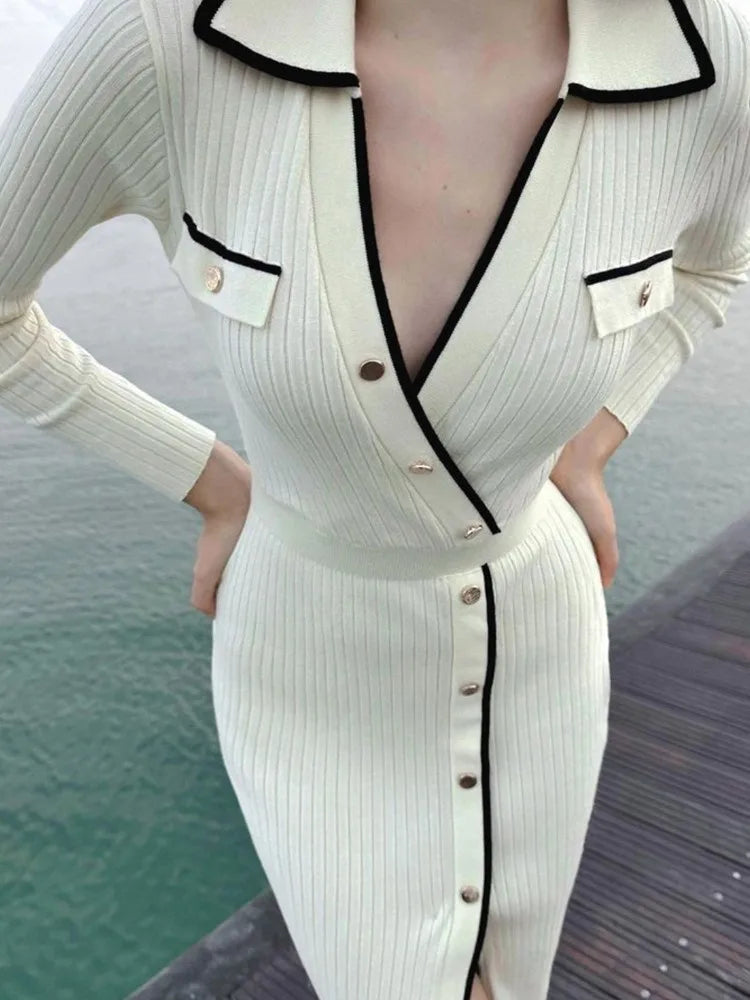 Elegantes Patchwork-Strick-Maxikleid