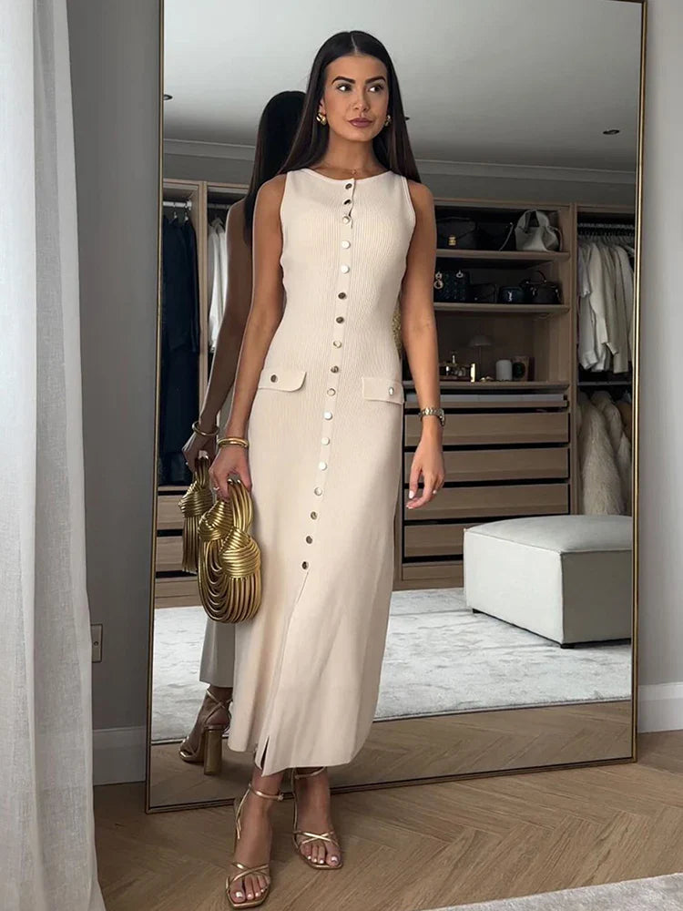 Elegantes Strickkleid Damen mit O-Ausschnitt und Knopfleiste