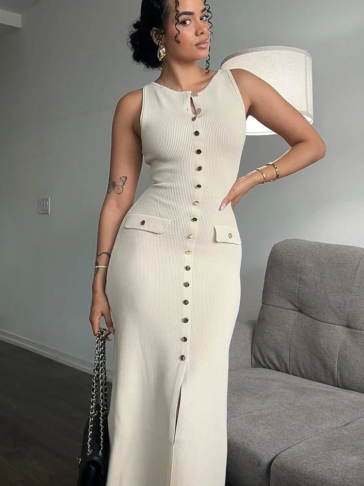 Elegantes Strickkleid Damen mit O-Ausschnitt und Knopfleiste