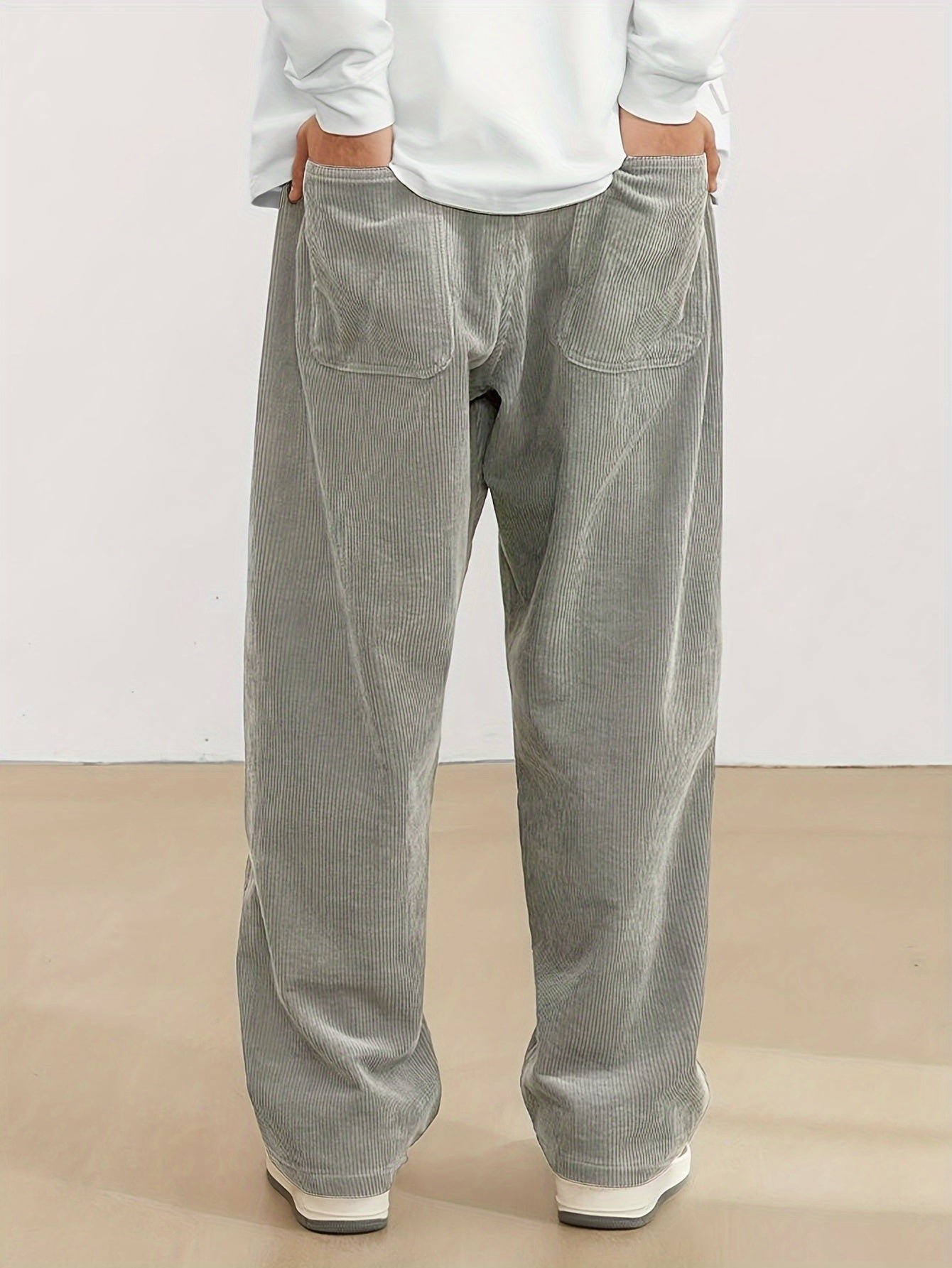 Herren Cordhose mit Taschen - Braun 1