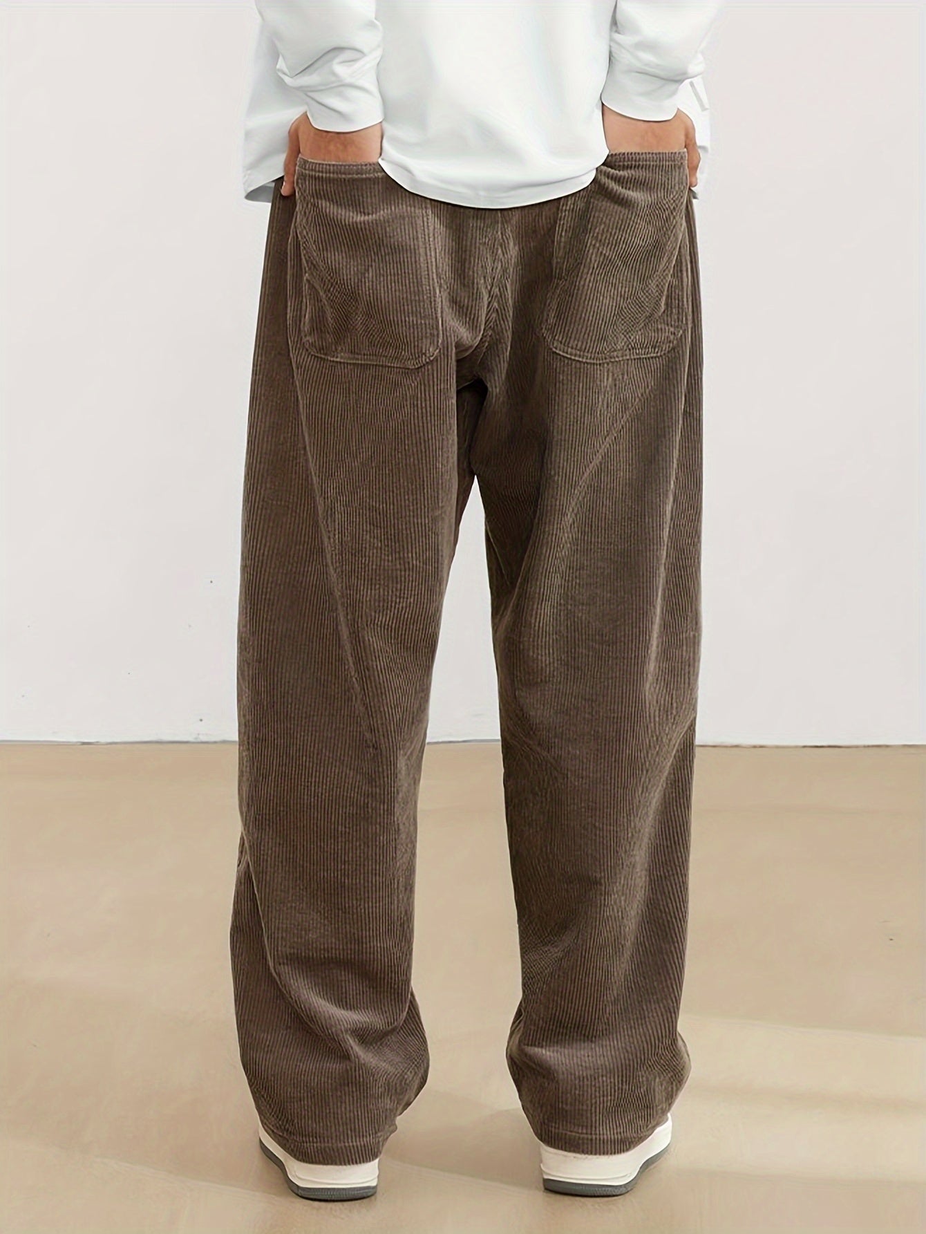 Herren Cordhose mit Taschen - Braun 4