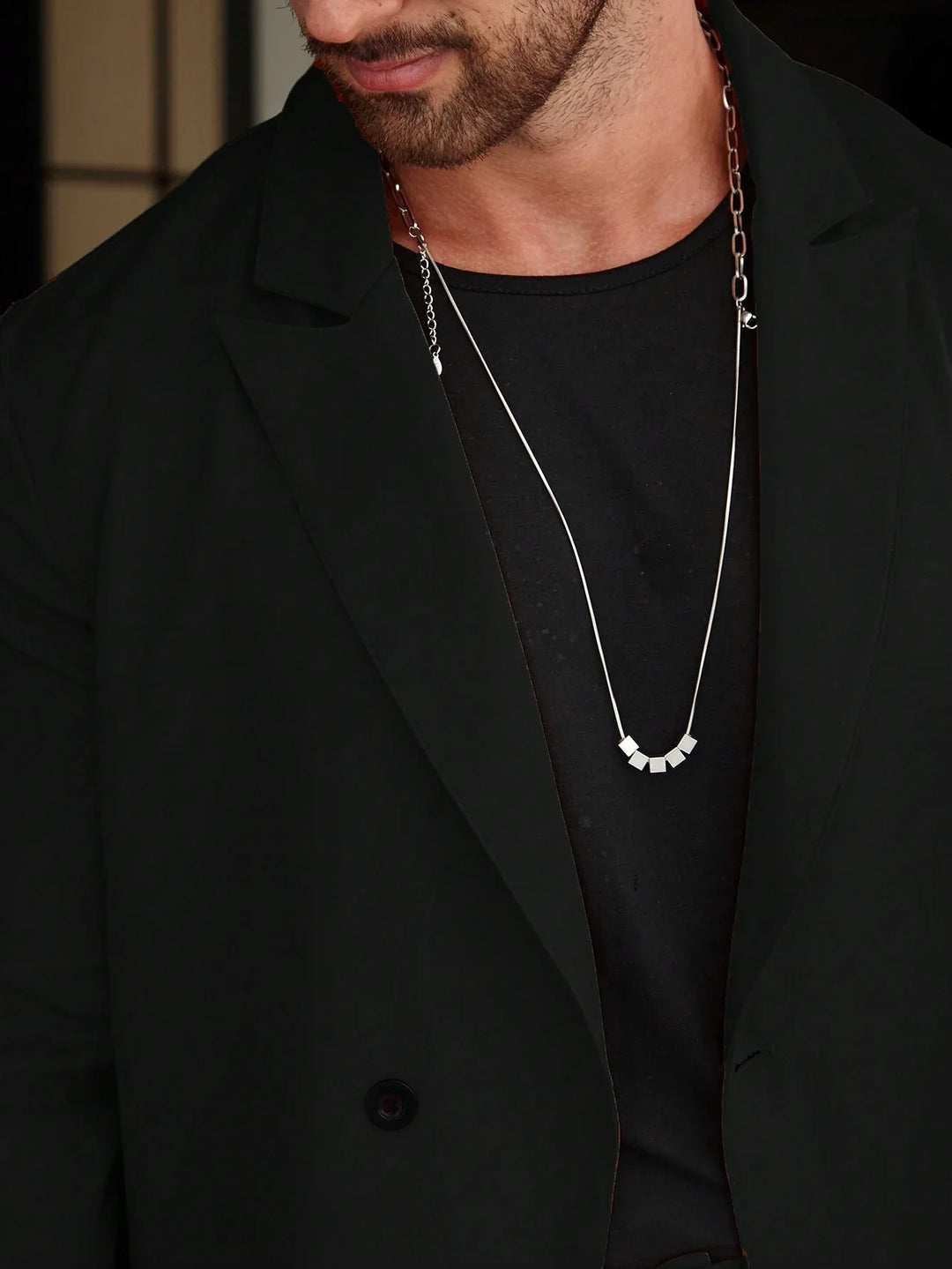 Herrenanzug Herren | Schlanke Silhouette & Spitzrevers