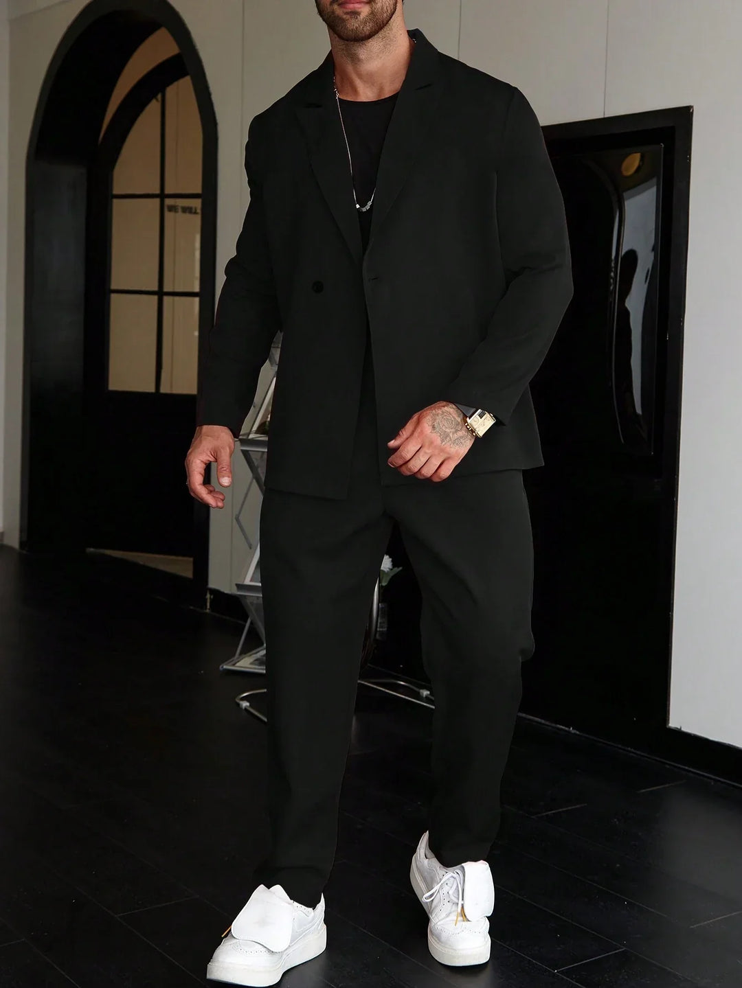 Herrenanzug Herren | Schlanke Silhouette & Spitzrevers