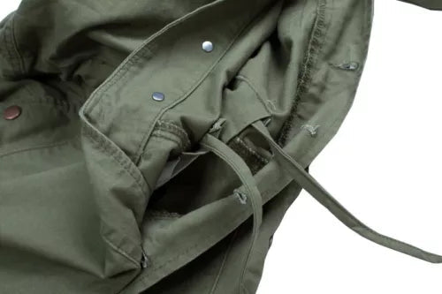 JUMPSUIT MIT REISSVERSCHLUSS