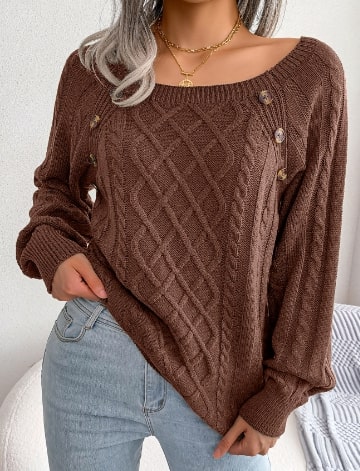 Klassischer Strickpullover mit Zopfmuster