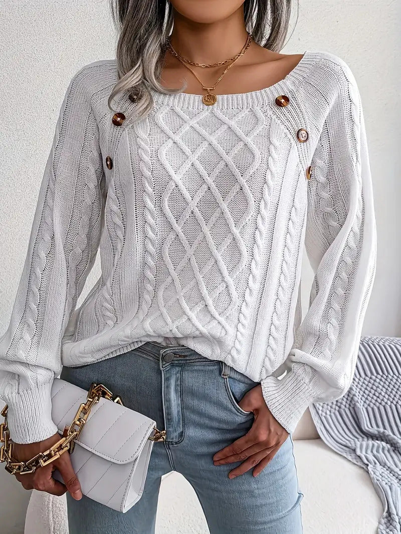 Klassischer Strickpullover mit Zopfmuster