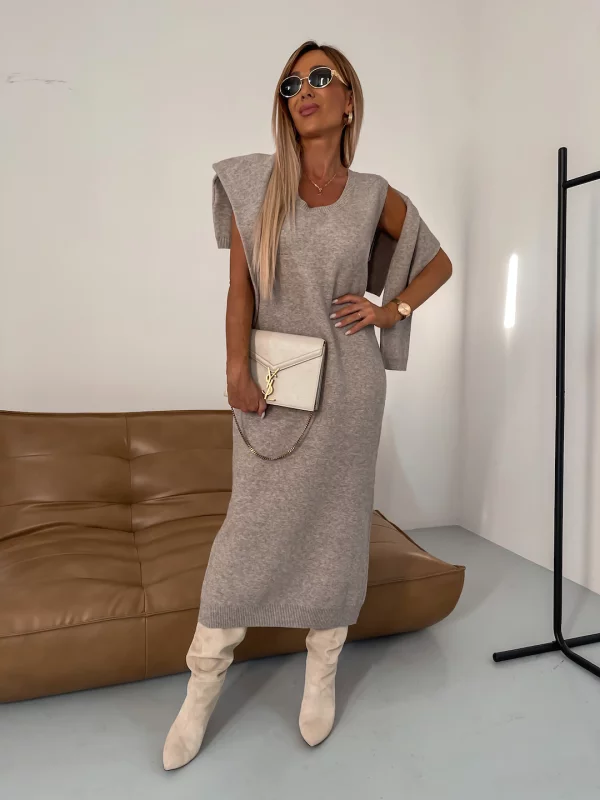 Kleid und Rollkragenpullover-Set