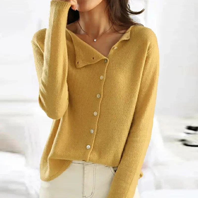 Kyra - Elegante Knopf-Strickjacke 0