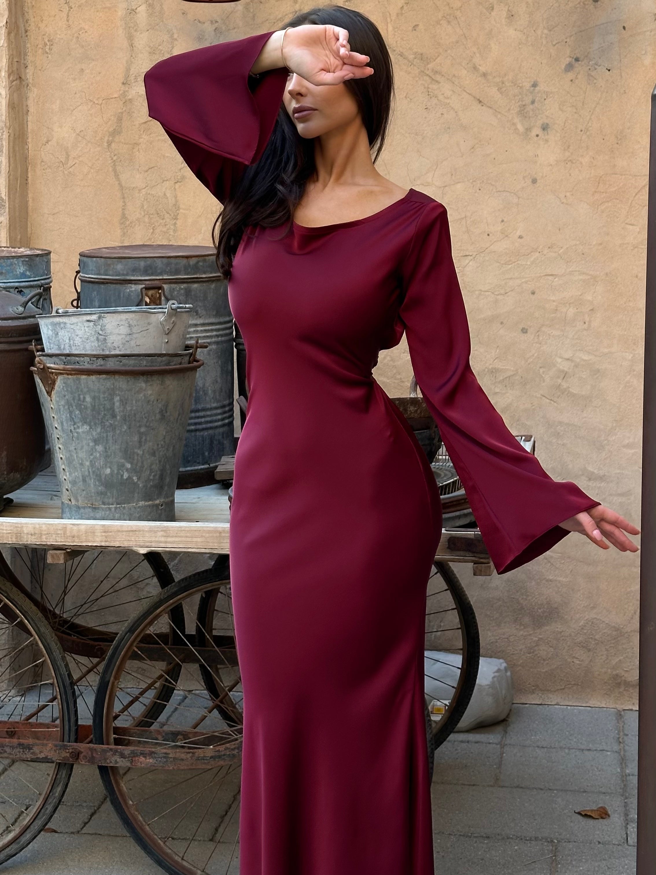 Langärmliges Maxikleid - Mühelose Eleganz für jeden Anlass