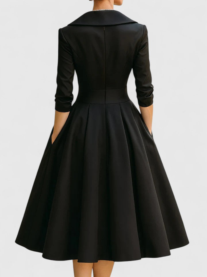 Linienkleid Damen | Wickelkragen & schmeichelnde A-Linie