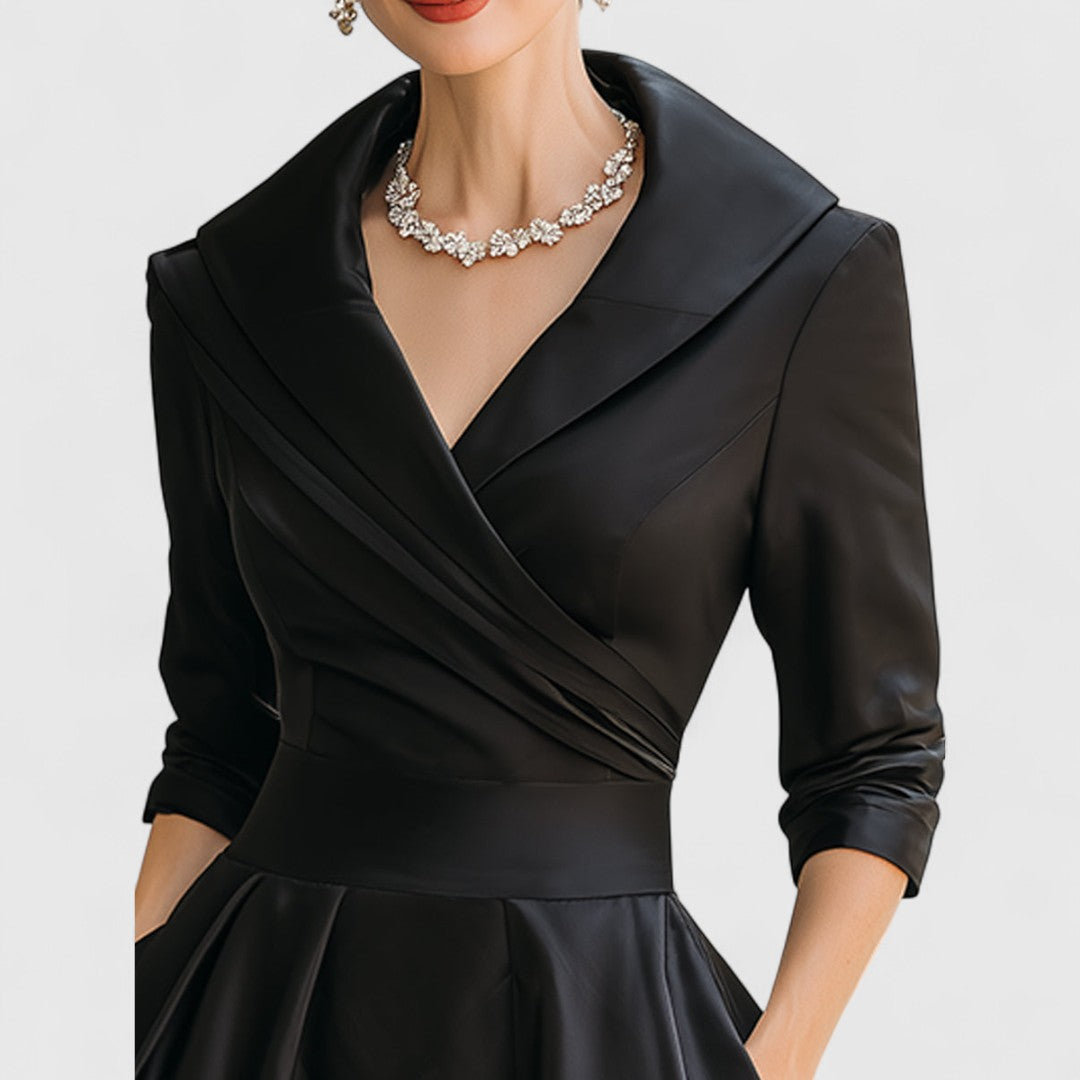Elegantes Damen-Midikleid mit dezentem Schimmer 8