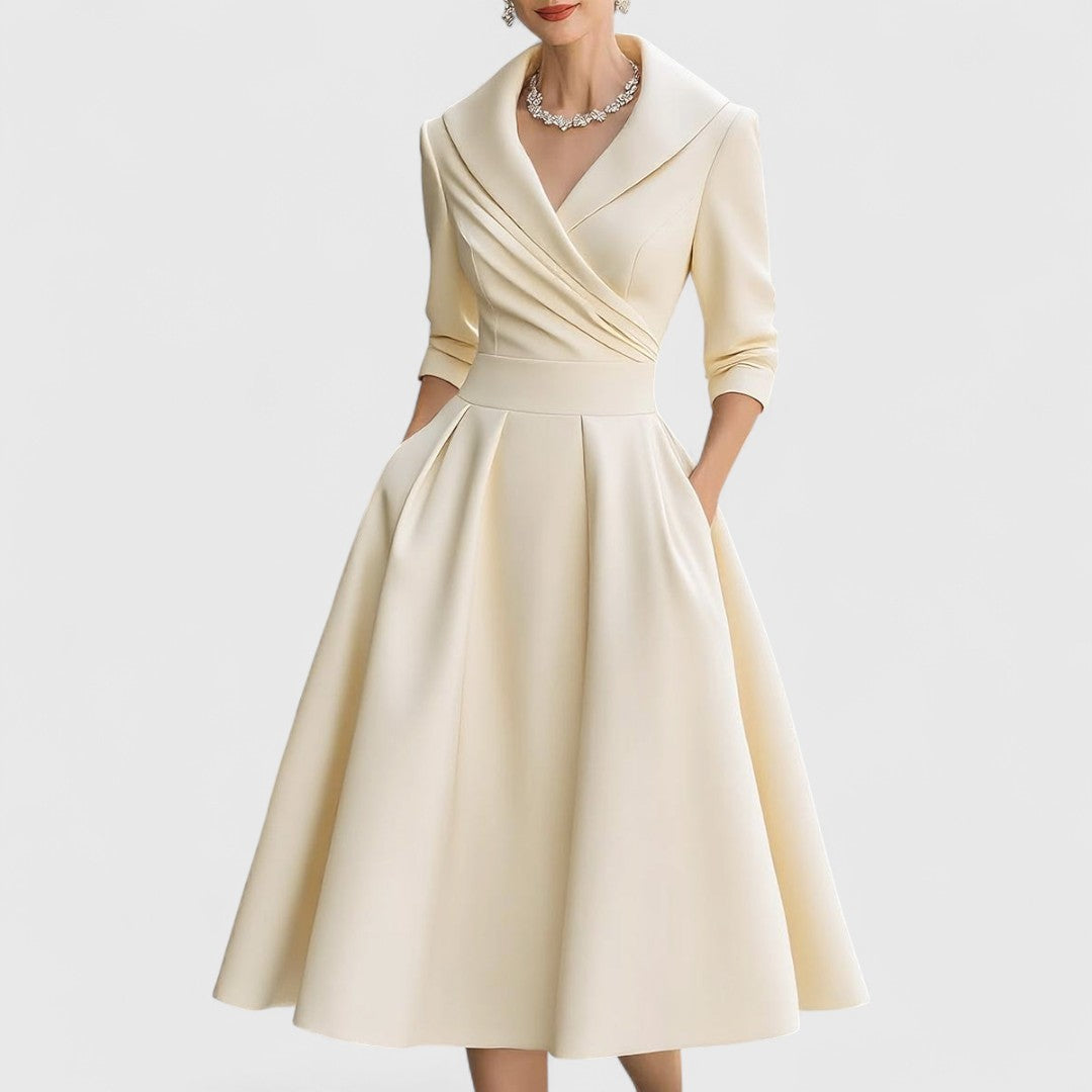 Elegantes Damen-Midikleid mit dezentem Schimmer 11