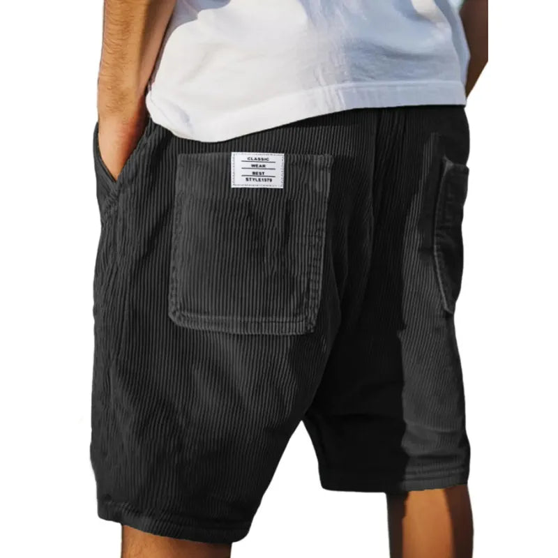 Milo | Moderne Shorts für einen selbstbewussten Sommerlook 4