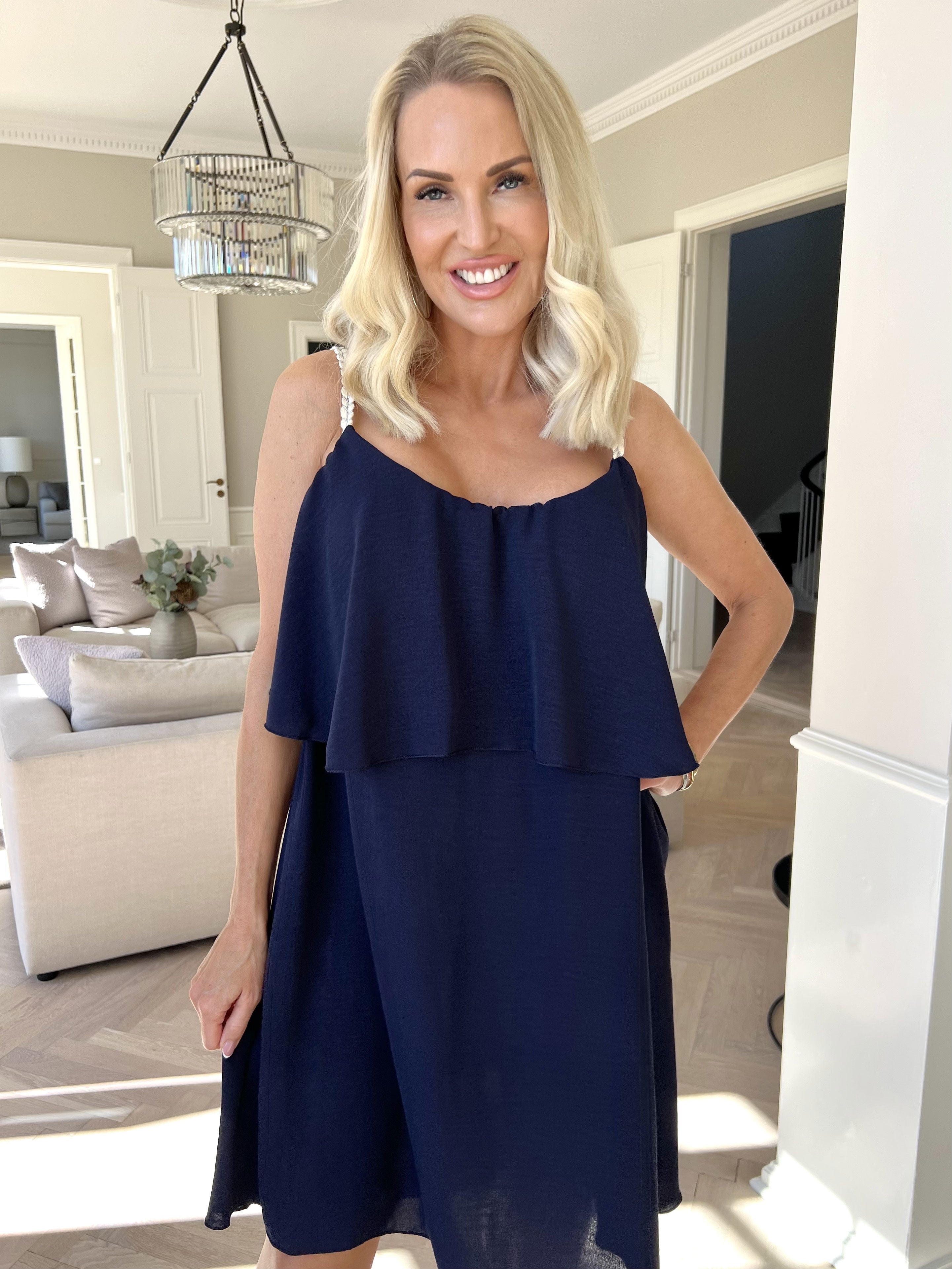 Mini Kleid Damen | Volant-Layer & Femininer Sommercut