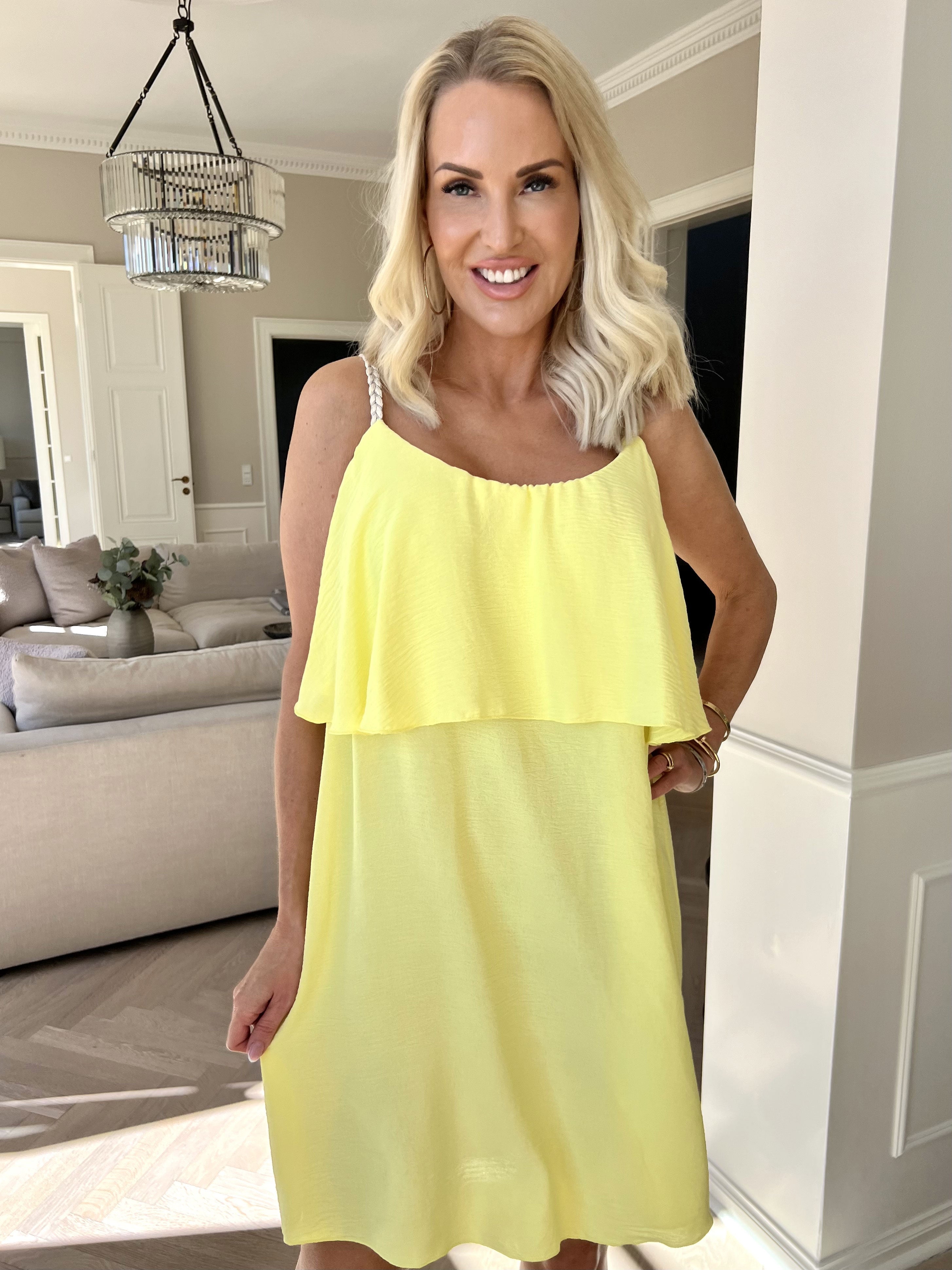Mini Kleid Damen | Volant-Layer & Femininer Sommercut