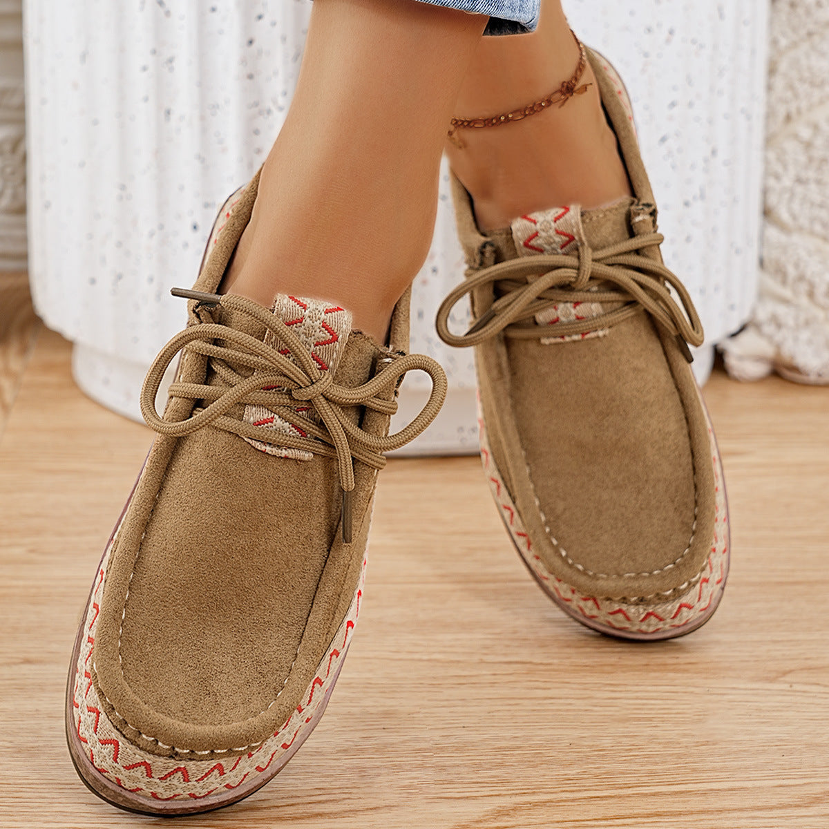 Mokassins Damen | Handgenähter Look & Bequemer Schnür-Sitz