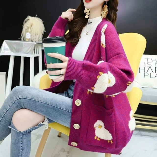 Nyla - Grob gestrickte Strickjacke mit Schafmotiv
