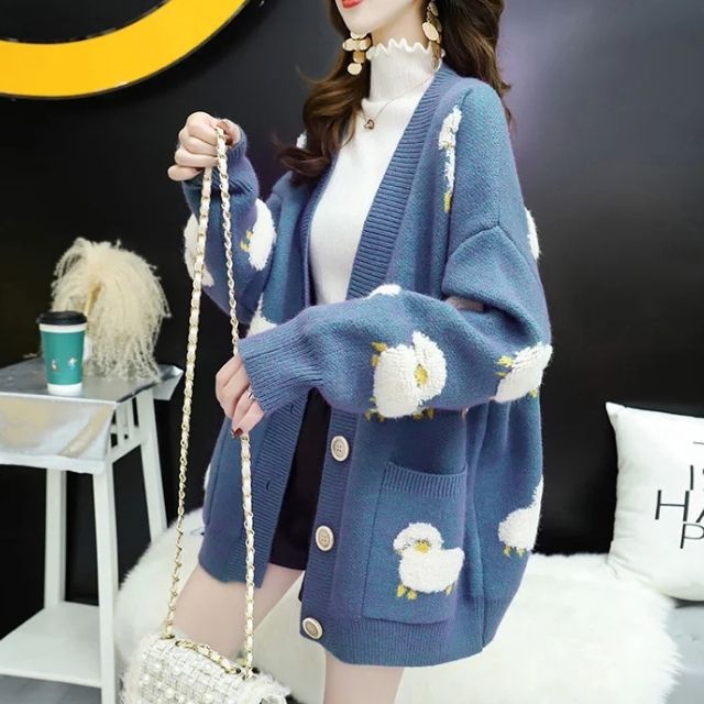 Nyla - Grob gestrickte Strickjacke mit Schafmotiv