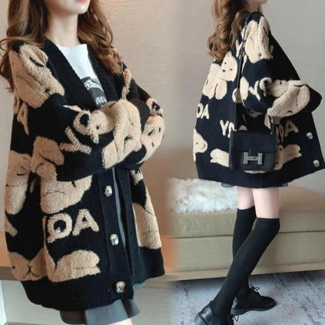 Orianna - Grob gestrickte Strickjacke mit verspielten Mustern