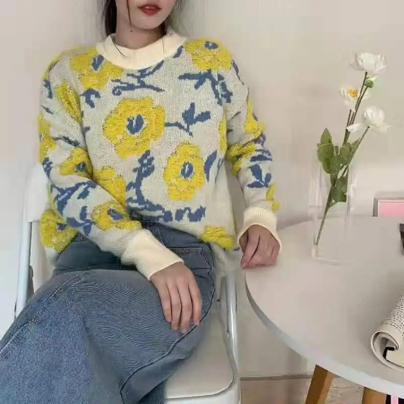 Ottilie - Pullover mit Blumenmuster
