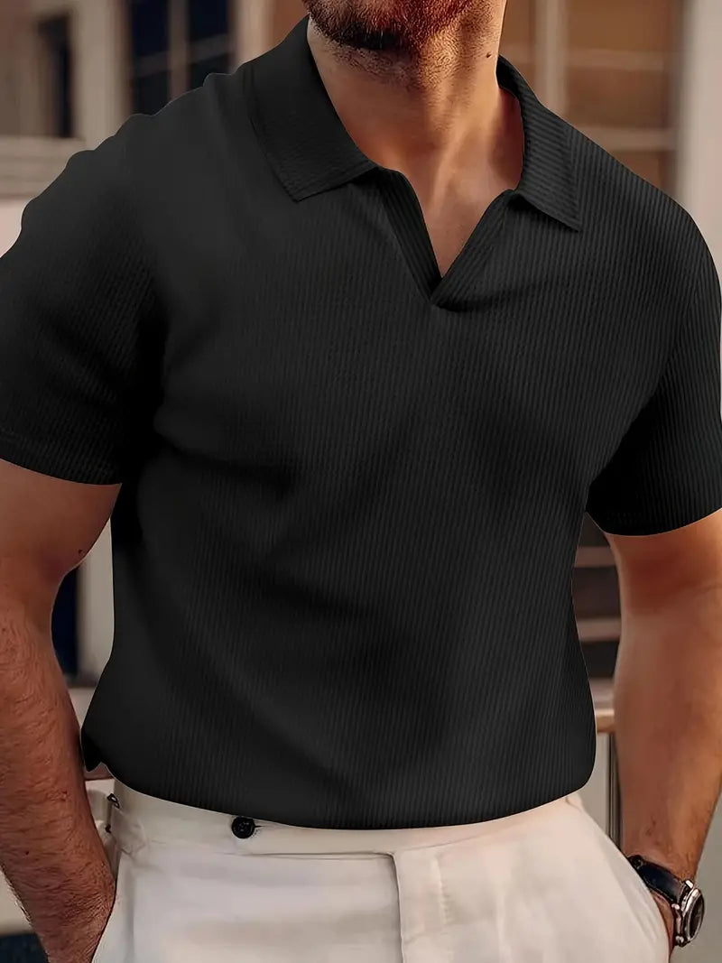 Polohemd Herren | Knopfloser V-Ausschnitt & Modernes Strick-Design