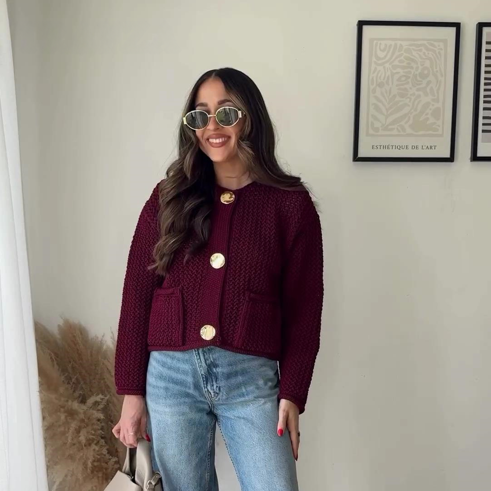 Reyna - Vintage Strickjacke mit Frauenbrust