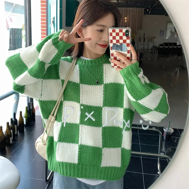 Sadie - Rundhalspullover mit dezentem Karomuster