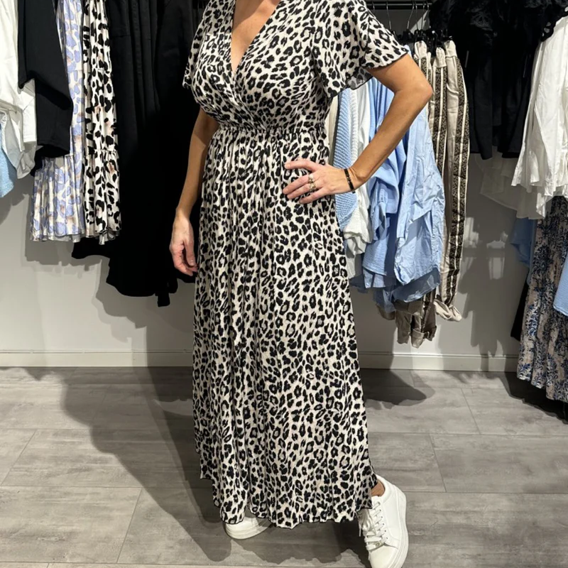 Sirina – Maxi Kleid Mit Leoparden Muster 0