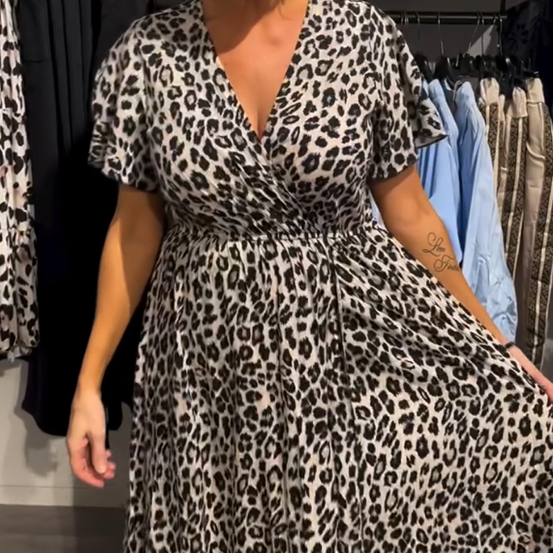 Sirina – Maxi Kleid Mit Leoparden Muster 2