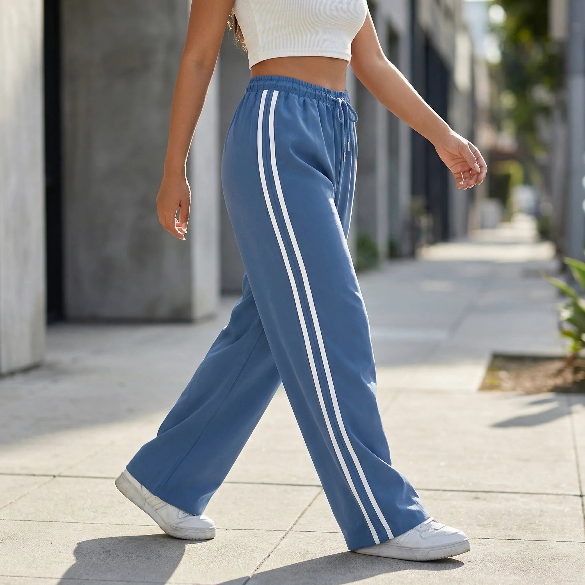 Sporthose Damen | Weites Bein & Kordelzug für Komfort