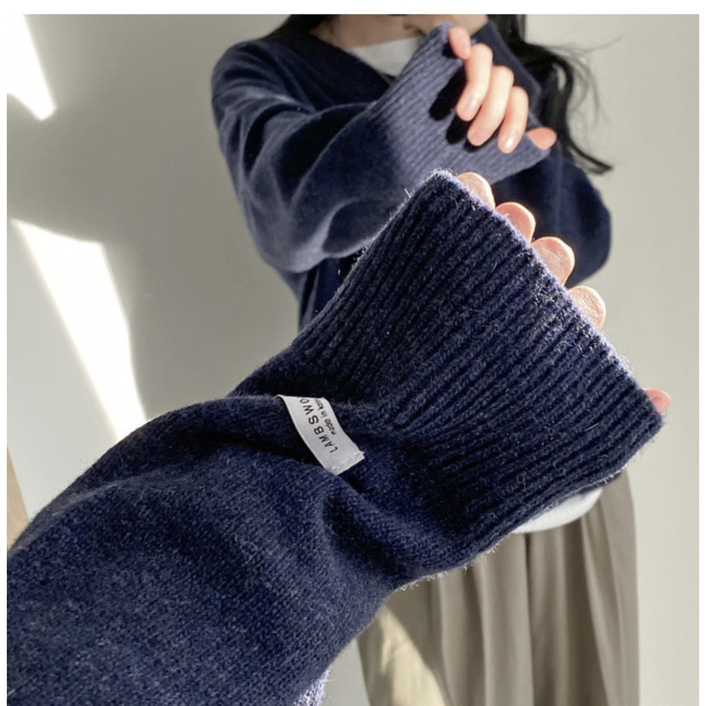 Stella - Unifarbener Pullover mit V-Ausschnitt