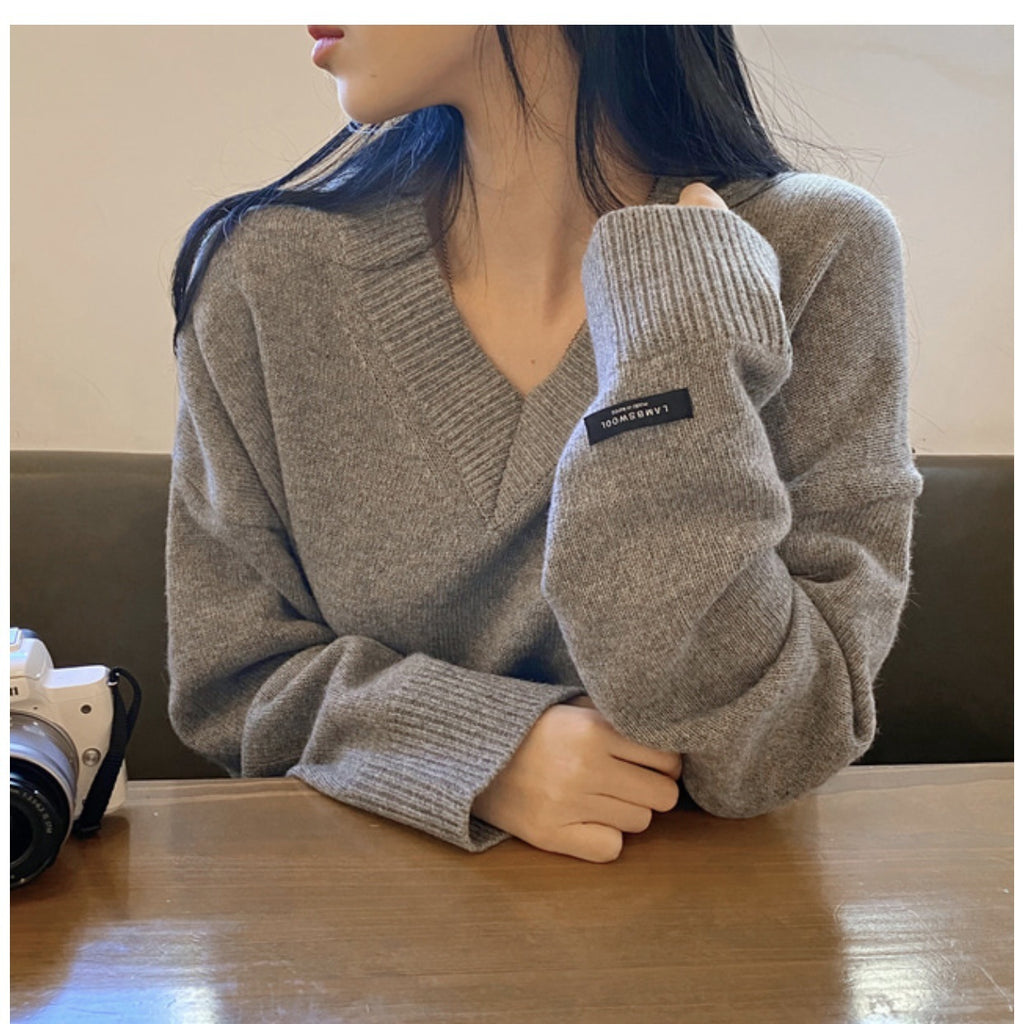 Stella - Unifarbener Pullover mit V-Ausschnitt